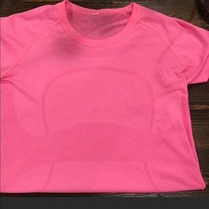 Lululemon swiftly tech short sleeve top